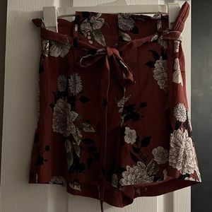 flower print shorts